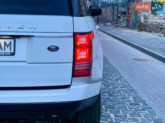 Белый Ленд Ровер Рендж Ровер, объемом двигателя 2.99 л и пробегом 161 тыс. км за 33800 $, фото 48 на Automoto.ua