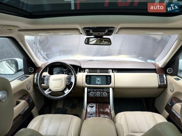 Білий Ленд Ровер Рендж Ровер, об'ємом двигуна 3 л та пробігом 173 тис. км за 27500 $, фото 63 на Automoto.ua