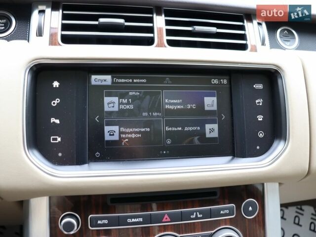 Білий Ленд Ровер Рендж Ровер, об'ємом двигуна 3 л та пробігом 154 тис. км за 31900 $, фото 33 на Automoto.ua