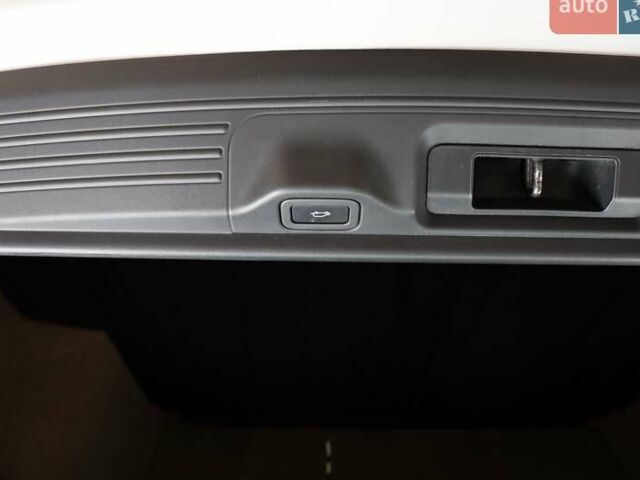 Білий Ленд Ровер Рендж Ровер, об'ємом двигуна 3 л та пробігом 154 тис. км за 31900 $, фото 43 на Automoto.ua