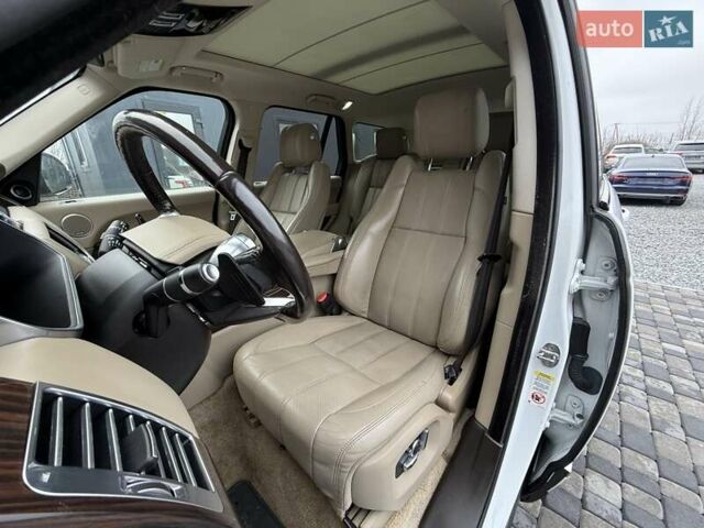 Белый Ленд Ровер Рендж Ровер, объемом двигателя 3 л и пробегом 173 тыс. км за 27900 $, фото 38 на Automoto.ua