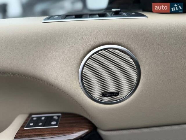 Белый Ленд Ровер Рендж Ровер, объемом двигателя 3 л и пробегом 173 тыс. км за 28400 $, фото 36 на Automoto.ua