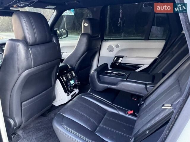 Білий Ленд Ровер Рендж Ровер, об'ємом двигуна 3 л та пробігом 120 тис. км за 34999 $, фото 69 на Automoto.ua