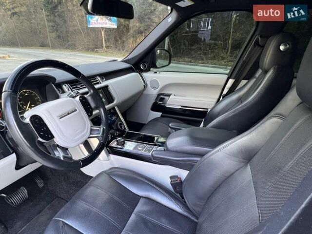 Білий Ленд Ровер Рендж Ровер, об'ємом двигуна 3 л та пробігом 120 тис. км за 34999 $, фото 56 на Automoto.ua