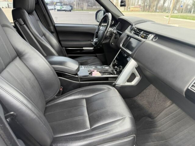 Білий Ленд Ровер Рендж Ровер, об'ємом двигуна 3 л та пробігом 175 тис. км за 31800 $, фото 7 на Automoto.ua