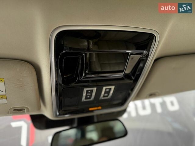 Белый Ленд Ровер Рендж Ровер, объемом двигателя 3 л и пробегом 173 тыс. км за 27500 $, фото 54 на Automoto.ua