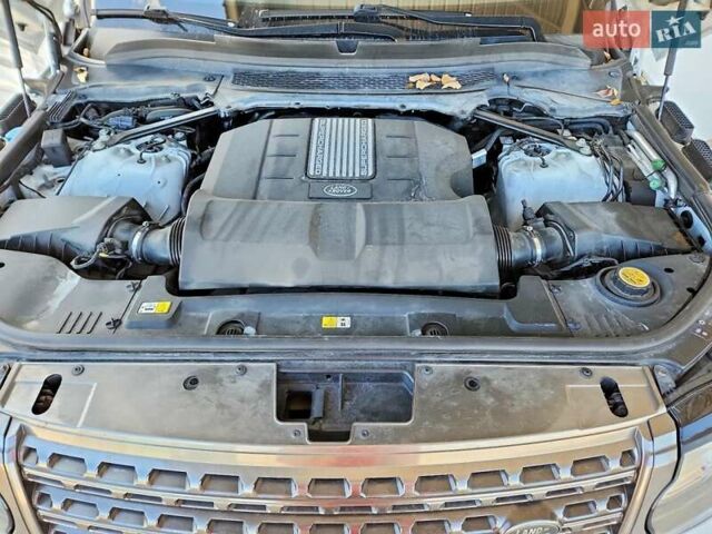 Білий Ленд Ровер Рендж Ровер, об'ємом двигуна 3 л та пробігом 31 тис. км за 7000 $, фото 11 на Automoto.ua