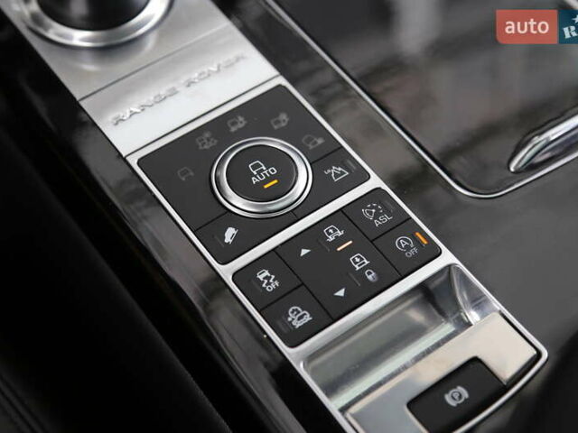 Белый Ленд Ровер Рендж Ровер, объемом двигателя 3 л и пробегом 95 тыс. км за 37900 $, фото 29 на Automoto.ua