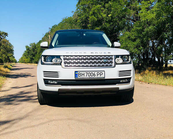 Белый Ленд Ровер Рендж Ровер, объемом двигателя 2.99 л и пробегом 156 тыс. км за 47000 $, фото 17 на Automoto.ua