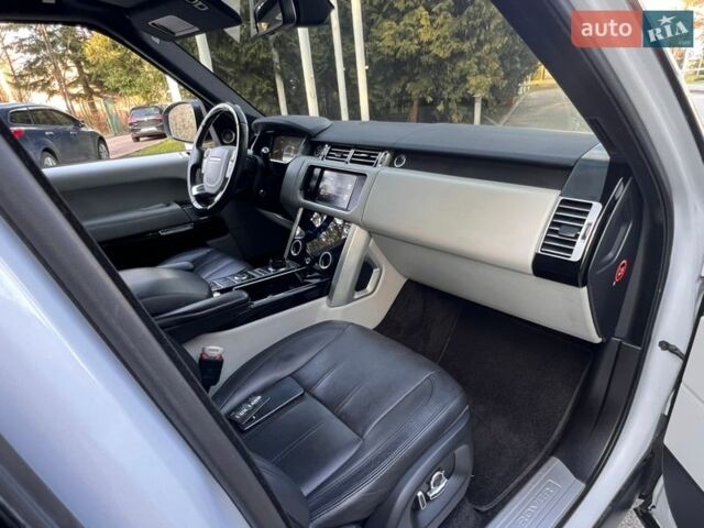 Білий Ленд Ровер Рендж Ровер, об'ємом двигуна 3 л та пробігом 120 тис. км за 34999 $, фото 74 на Automoto.ua