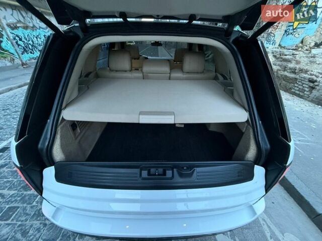 Белый Ленд Ровер Рендж Ровер, объемом двигателя 2.99 л и пробегом 161 тыс. км за 33800 $, фото 63 на Automoto.ua