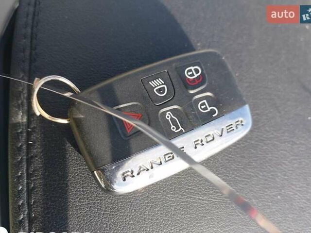 Белый Ленд Ровер Рендж Ровер, объемом двигателя 3 л и пробегом 191 тыс. км за 17750 $, фото 10 на Automoto.ua