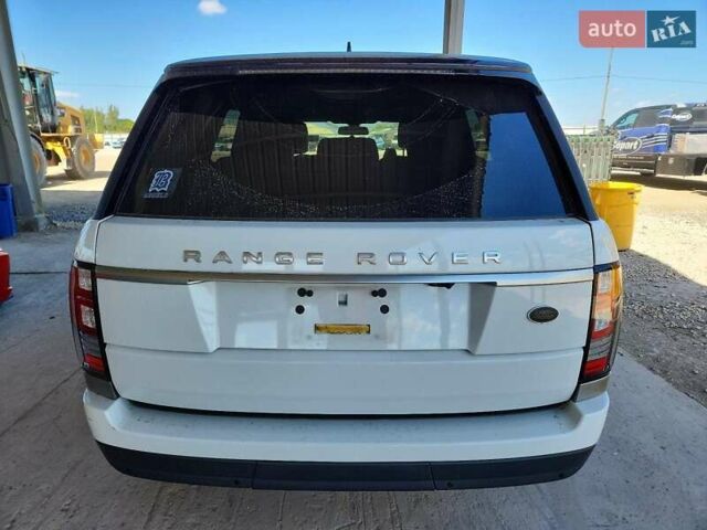 Білий Ленд Ровер Рендж Ровер, об'ємом двигуна 3 л та пробігом 31 тис. км за 7000 $, фото 5 на Automoto.ua