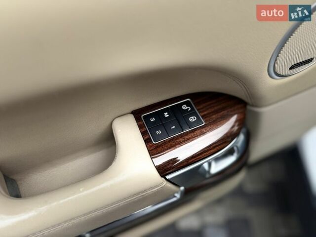 Белый Ленд Ровер Рендж Ровер, объемом двигателя 3 л и пробегом 173 тыс. км за 27500 $, фото 33 на Automoto.ua