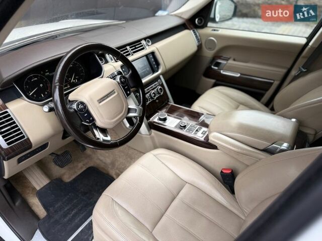 Белый Ленд Ровер Рендж Ровер, объемом двигателя 3 л и пробегом 173 тыс. км за 27500 $, фото 44 на Automoto.ua
