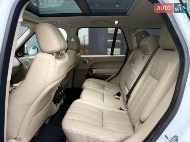 Белый Ленд Ровер Рендж Ровер, объемом двигателя 3 л и пробегом 173 тыс. км за 27500 $, фото 72 на Automoto.ua