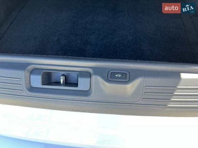 Белый Ленд Ровер Рендж Ровер, объемом двигателя 2.99 л и пробегом 176 тыс. км за 40300 $, фото 48 на Automoto.ua