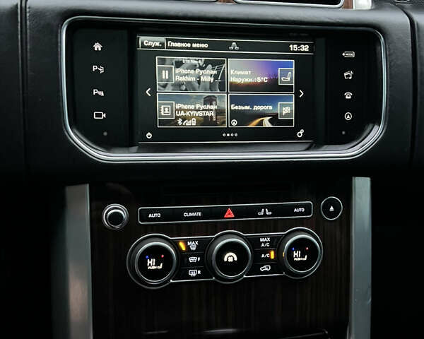 Білий Ленд Ровер Рендж Ровер, об'ємом двигуна 3 л та пробігом 204 тис. км за 35000 $, фото 21 на Automoto.ua