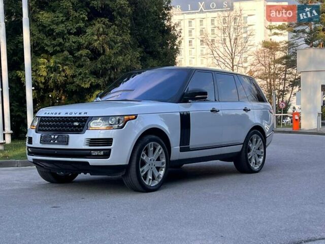Білий Ленд Ровер Рендж Ровер, об'ємом двигуна 3 л та пробігом 120 тис. км за 34999 $, фото 11 на Automoto.ua