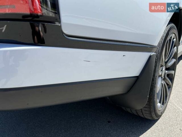 Белый Ленд Ровер Рендж Ровер, объемом двигателя 2.99 л и пробегом 176 тыс. км за 40300 $, фото 23 на Automoto.ua