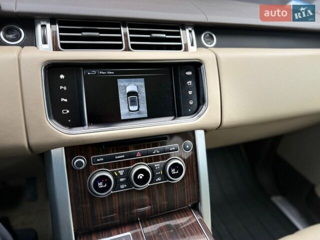 Белый Ленд Ровер Рендж Ровер, объемом двигателя 3 л и пробегом 173 тыс. км за 27500 $, фото 47 на Automoto.ua