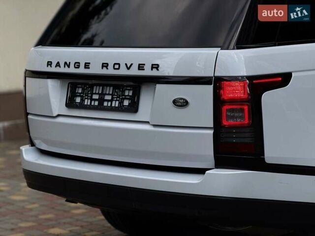 Білий Ленд Ровер Рендж Ровер, об'ємом двигуна 2.99 л та пробігом 180 тис. км за 39850 $, фото 21 на Automoto.ua