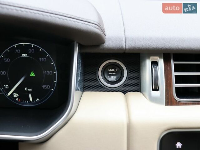 Білий Ленд Ровер Рендж Ровер, об'ємом двигуна 3 л та пробігом 154 тис. км за 31900 $, фото 19 на Automoto.ua