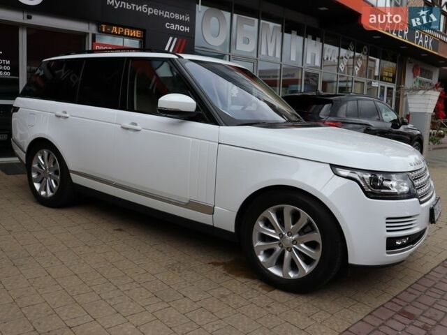Білий Ленд Ровер Рендж Ровер, об'ємом двигуна 3 л та пробігом 154 тис. км за 31900 $, фото 7 на Automoto.ua