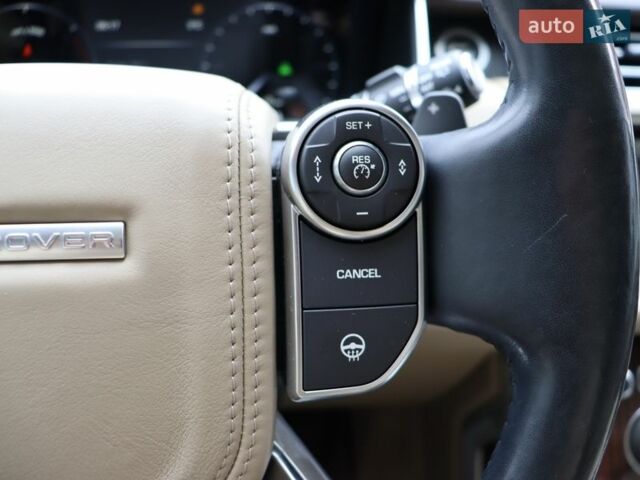 Білий Ленд Ровер Рендж Ровер, об'ємом двигуна 3 л та пробігом 154 тис. км за 31900 $, фото 22 на Automoto.ua