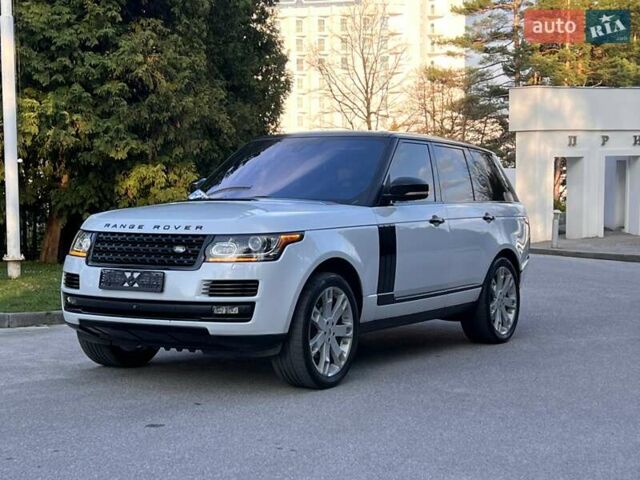 Білий Ленд Ровер Рендж Ровер, об'ємом двигуна 3 л та пробігом 120 тис. км за 34999 $, фото 10 на Automoto.ua