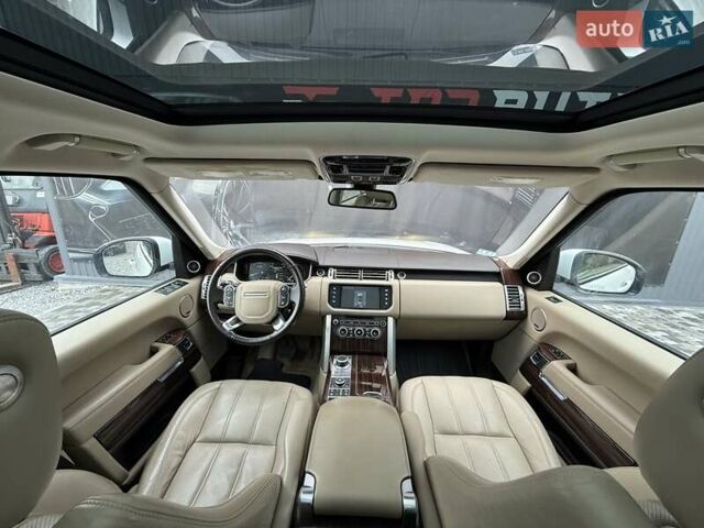 Белый Ленд Ровер Рендж Ровер, объемом двигателя 3 л и пробегом 173 тыс. км за 27900 $, фото 60 на Automoto.ua