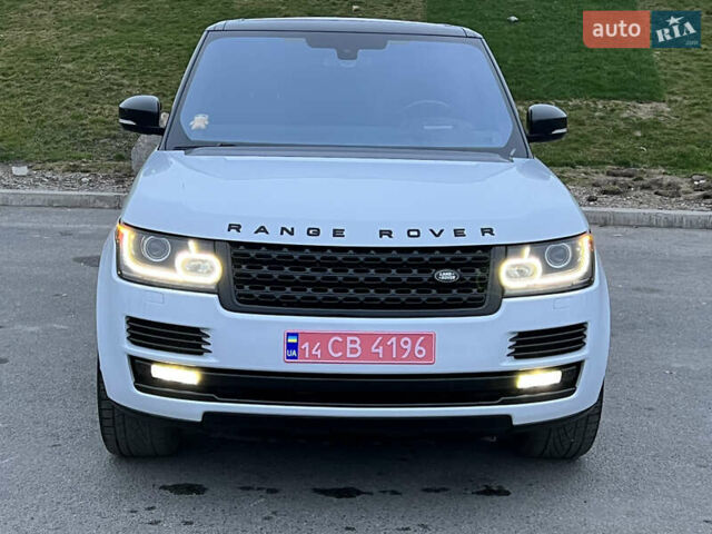 Білий Ленд Ровер Рендж Ровер, об'ємом двигуна 3 л та пробігом 204 тис. км за 35000 $, фото 1 на Automoto.ua
