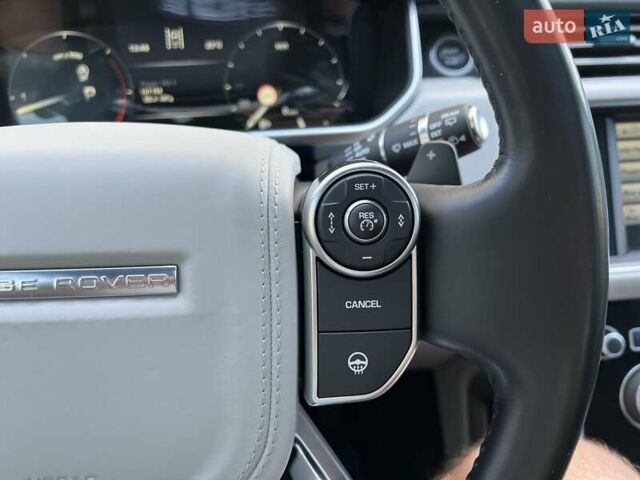 Белый Ленд Ровер Рендж Ровер, объемом двигателя 2.99 л и пробегом 176 тыс. км за 40300 $, фото 56 на Automoto.ua