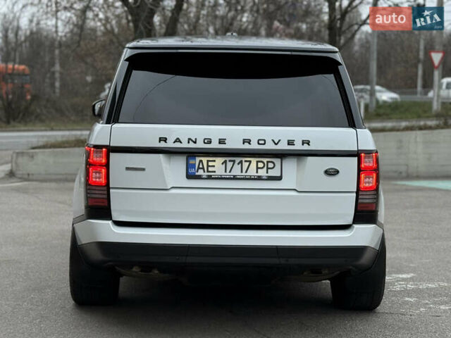 Білий Ленд Ровер Рендж Ровер, об'ємом двигуна 4.37 л та пробігом 272 тис. км за 43000 $, фото 4 на Automoto.ua