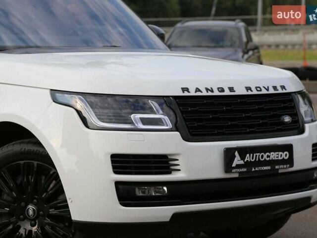 Белый Ленд Ровер Рендж Ровер, объемом двигателя 3 л и пробегом 95 тыс. км за 37900 $, фото 3 на Automoto.ua
