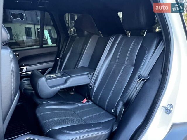 Білий Ленд Ровер Рендж Ровер, об'ємом двигуна 3 л та пробігом 199 тис. км за 34970 $, фото 34 на Automoto.ua