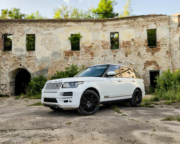 Белый Ленд Ровер Рендж Ровер, объемом двигателя 4.37 л и пробегом 80 тыс. км за 45000 $, фото 7 на Automoto.ua