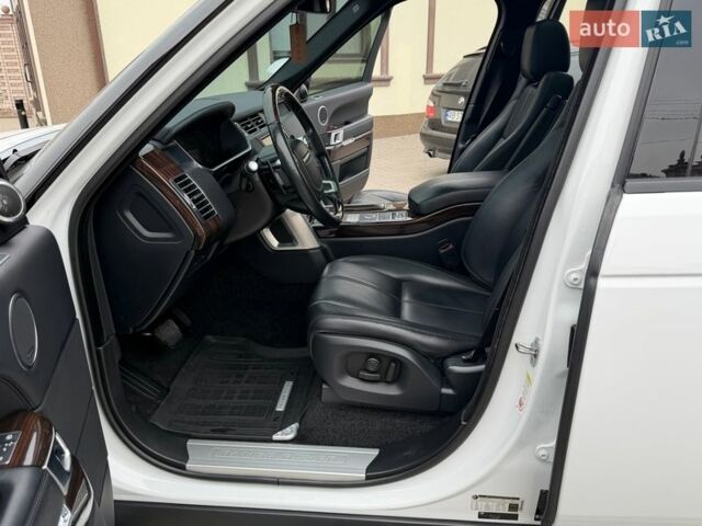 Білий Ленд Ровер Рендж Ровер, об'ємом двигуна 2.99 л та пробігом 134 тис. км за 32500 $, фото 32 на Automoto.ua