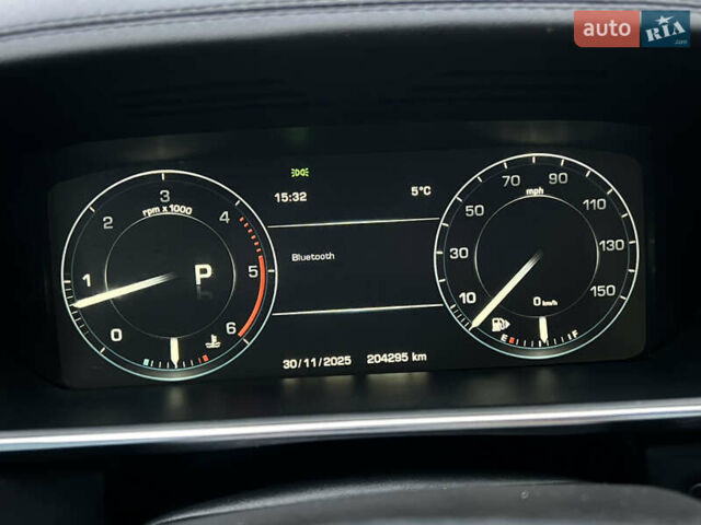 Білий Ленд Ровер Рендж Ровер, об'ємом двигуна 3 л та пробігом 204 тис. км за 35000 $, фото 22 на Automoto.ua