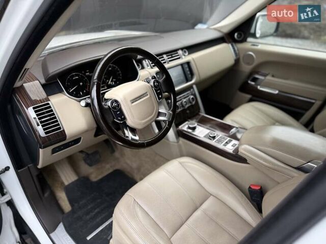 Белый Ленд Ровер Рендж Ровер, объемом двигателя 3 л и пробегом 173 тыс. км за 27900 $, фото 39 на Automoto.ua