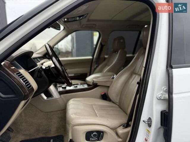 Белый Ленд Ровер Рендж Ровер, объемом двигателя 3 л и пробегом 173 тыс. км за 27900 $, фото 42 на Automoto.ua