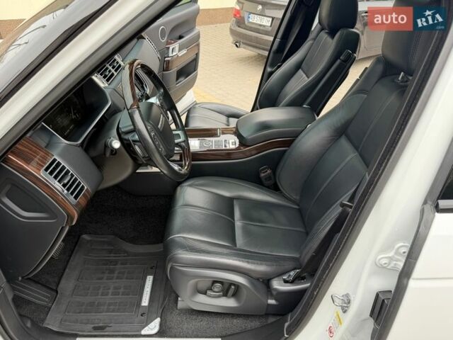 Білий Ленд Ровер Рендж Ровер, об'ємом двигуна 2.99 л та пробігом 134 тис. км за 32500 $, фото 31 на Automoto.ua