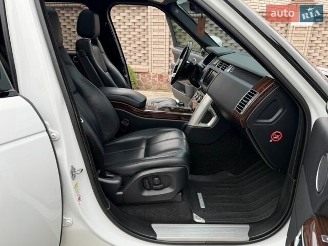 Білий Ленд Ровер Рендж Ровер, об'ємом двигуна 2.99 л та пробігом 134 тис. км за 32500 $, фото 33 на Automoto.ua