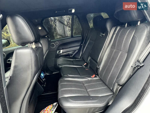 Белый Ленд Ровер Рендж Ровер, объемом двигателя 3 л и пробегом 197 тыс. км за 34999 $, фото 41 на Automoto.ua