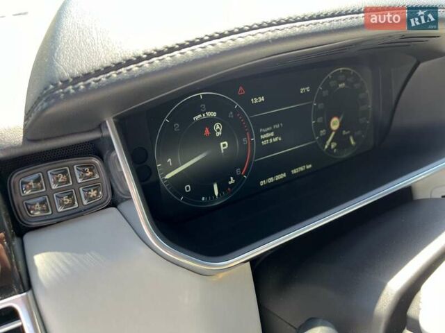 Белый Ленд Ровер Рендж Ровер, объемом двигателя 2.99 л и пробегом 176 тыс. км за 40300 $, фото 37 на Automoto.ua