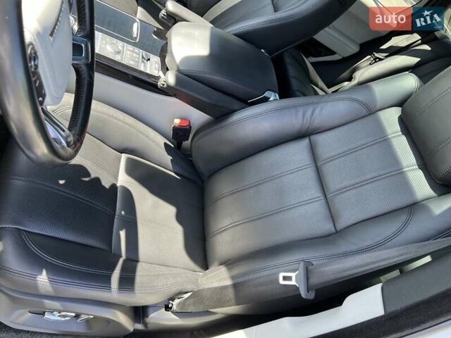 Белый Ленд Ровер Рендж Ровер, объемом двигателя 2.99 л и пробегом 176 тыс. км за 40300 $, фото 35 на Automoto.ua