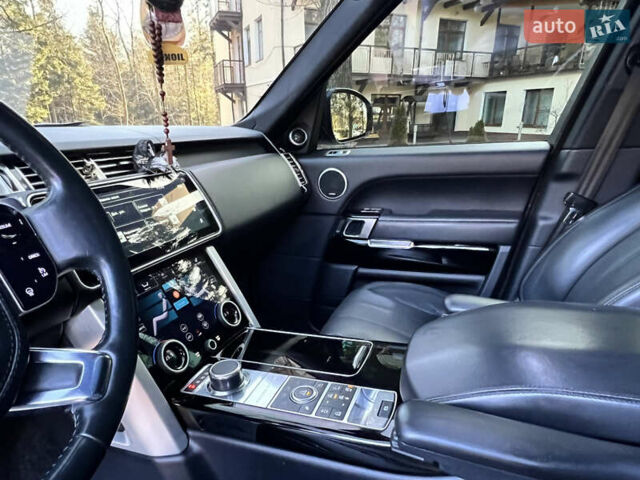 Білий Ленд Ровер Рендж Ровер, об'ємом двигуна 3 л та пробігом 199 тис. км за 34970 $, фото 30 на Automoto.ua