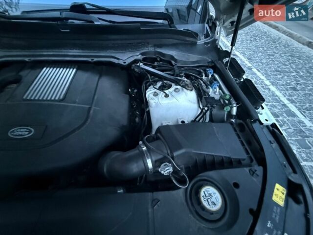 Белый Ленд Ровер Рендж Ровер, объемом двигателя 2.99 л и пробегом 161 тыс. км за 33800 $, фото 112 на Automoto.ua