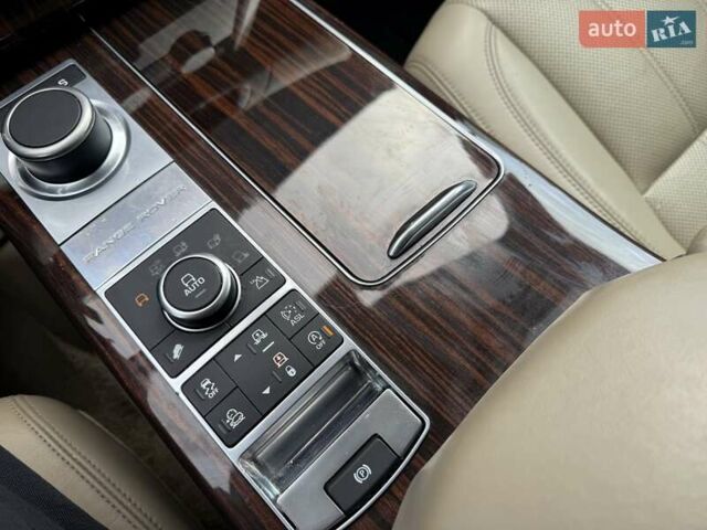 Белый Ленд Ровер Рендж Ровер, объемом двигателя 3 л и пробегом 173 тыс. км за 28400 $, фото 52 на Automoto.ua