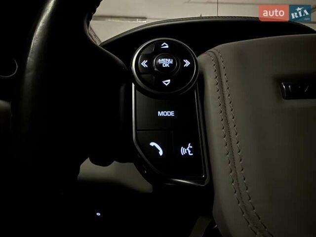 Білий Ленд Ровер Рендж Ровер, об'ємом двигуна 2.99 л та пробігом 180 тис. км за 39850 $, фото 96 на Automoto.ua